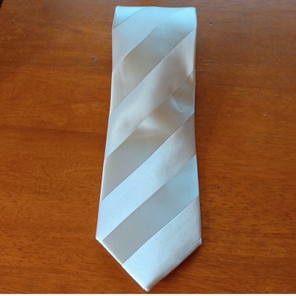 Donald Trump Silk White Business Executive Tie - Picture 1 of 4